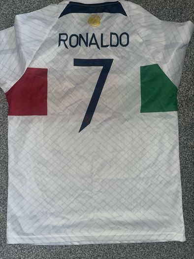 Portugal Ronaldo Jersey Medium