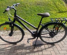 B Twin City Hybrid Bike, Excellent Condition, Recently Serviced