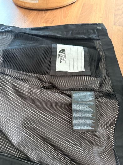 North face wind breaker