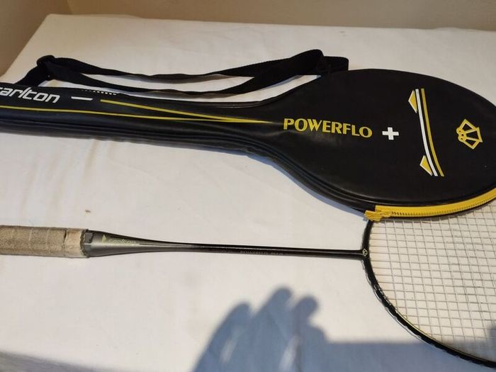 Carlton Power flow + Badminton Racket and carry case