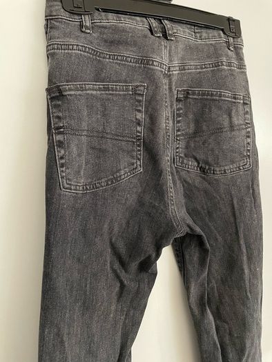 Collusion slim mom jeans