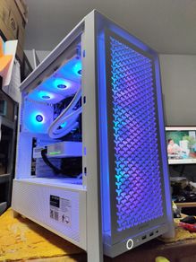 High Performance Custom Gaming PC Ryzen 7 7700/ 32GB DDR5/RTX 5060ti/2TB m.2 SSD