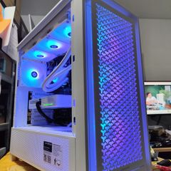 High Performance Custom Gaming PC Ryzen 7 7700/ 32GB DDR5/RTX 5060ti/2TB m.2 SSD