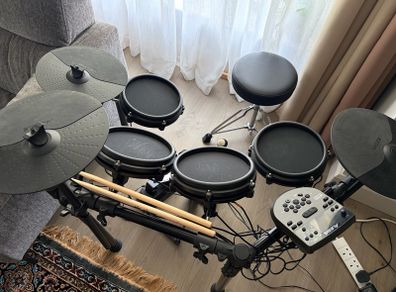 Alesis Electronic Drum Kit