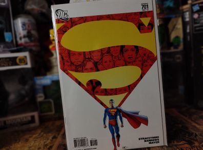 Superman ! Issue #701 ! by J. Michael Straczynski ! 2010 ! by DC Comics !