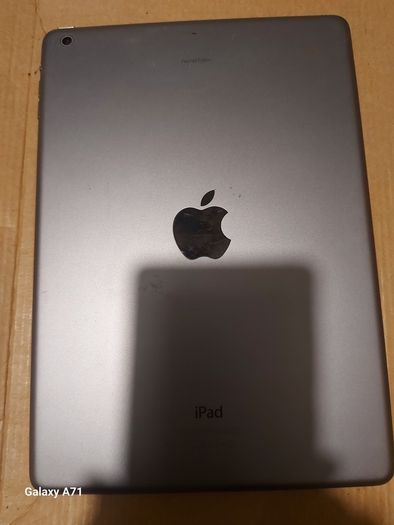 Apple Ipad Air 1st, 32 GB, Space Gray, Activation Locked, Excellent Cosmetic Condition, for parts or repair