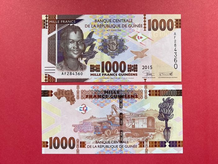 Guinea  1000. Francs  2015  Pick 48a. ( Uncirculated )