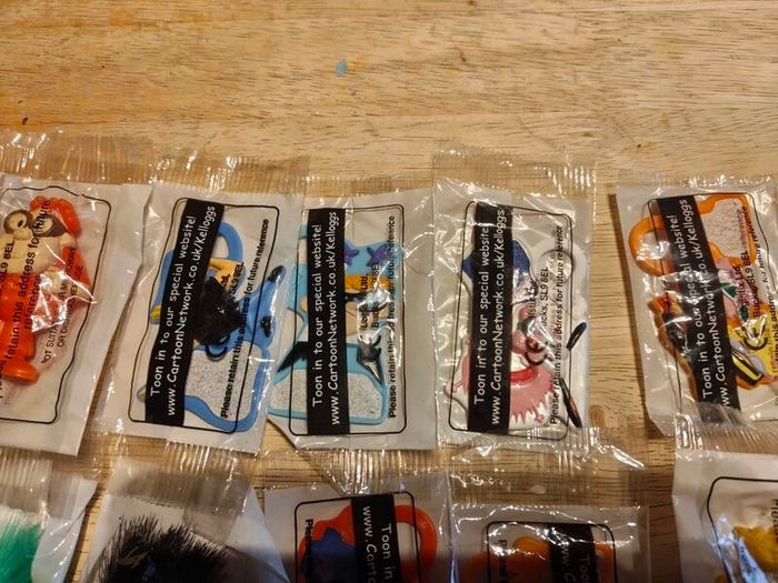 Trolls Simpsons Star wars cereal surprise toys 1990's rare