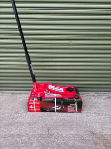 Brand New 4 Ton Ultra Low Profile Trolley Jack