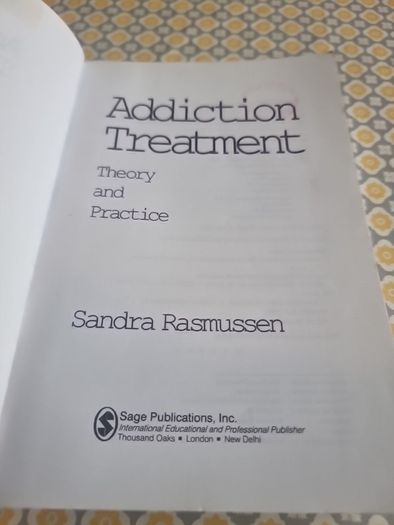 Addiction Treatment: Theory and Practice (Paperback)