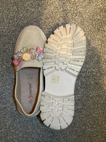 Seastar Blue Jewelled Beige Loafers