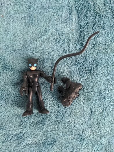 Toy figures/Imaginatex?