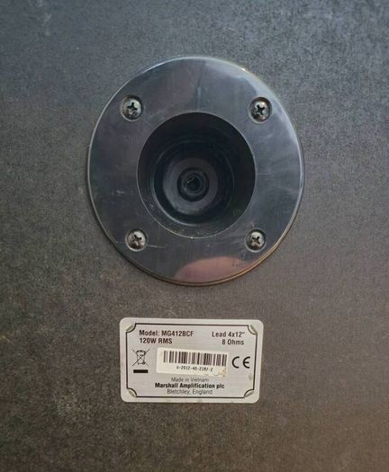 Marshall MG412b