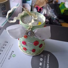 decorations can reuse parts of them