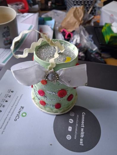 decorations can reuse parts of them