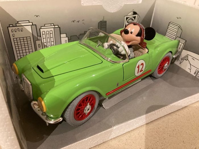 Lancia Aurelia Disney Mickey Mouse 1/18 Burago Rare