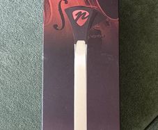 Pickaso Guitar Bow