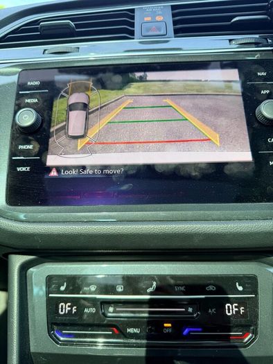 2022 VW Tiguan R-Line 2.0 TDI 150 BHP | Pan Roof