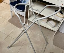 Baby Bath Stand