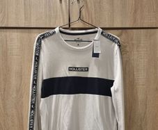 15 Hollister Tops & T Shirts