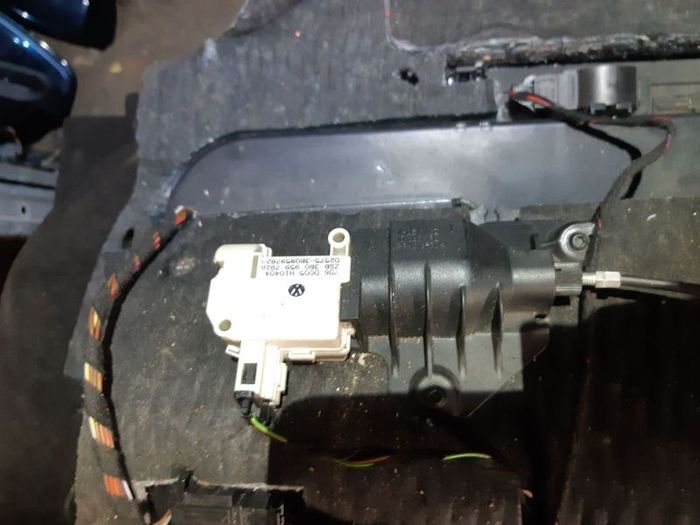 Audi A6 Dashboard Complete Glove Box 4f2 857 035