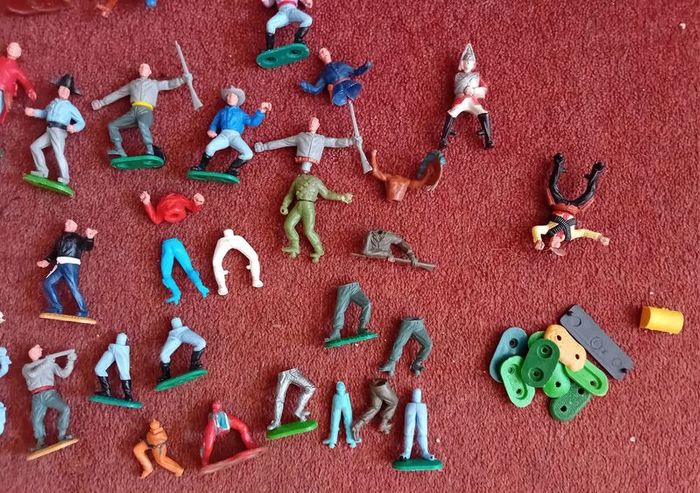 Timpo Cowboy & Indians Job Lot
