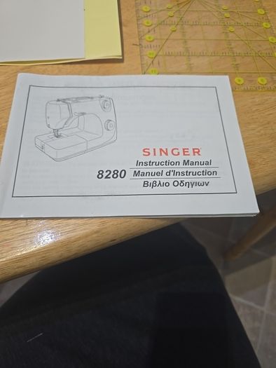 Singer 8280 sewing machine