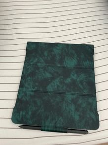 (Used) Kindle Scribe 2022 with Cover and Premium Pen
