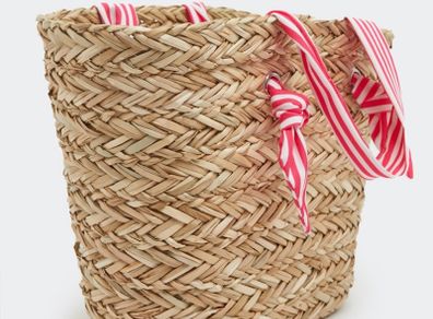 Wicker straw bag