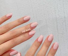 Press on nails
