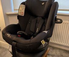 Joie i-Spin 360 car seat