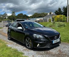 Volvo V40 D4 R-Design - 190bhp - 8 Speed Auto
