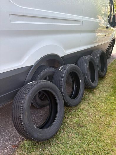 Brand new 4 Pirelli tyres