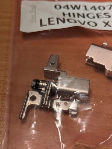 Thinkpad X220/X230 hinges