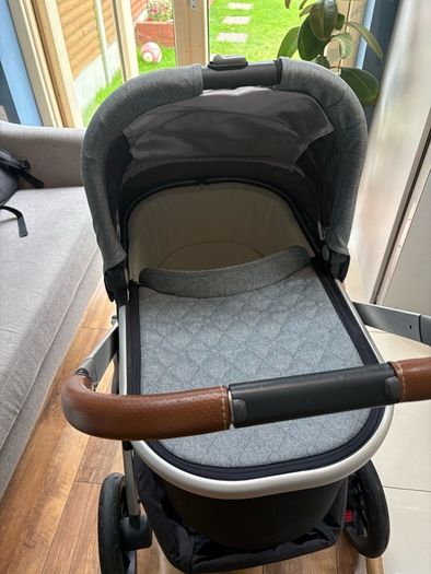 Uppababy Vista travel system