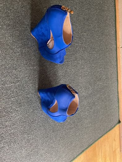 Brand new boots size 36