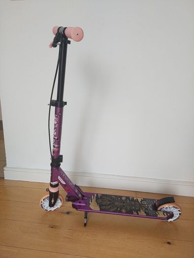 Kids scooter