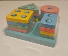 Wooden Montessori Shape Board