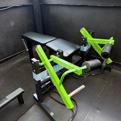 ISO plate loaded leg curl