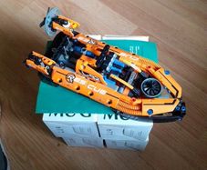 LEGO Technic 42120 Rescue Hovercraft
