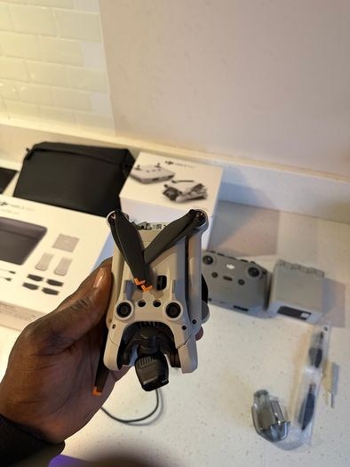 DJI Mini 3 Pro Fly More Combo - RC-N1, 3 Batteries