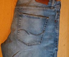 Mens jeans