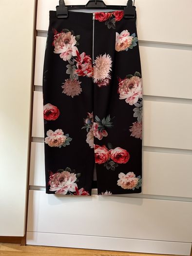 Zara pencil skirt