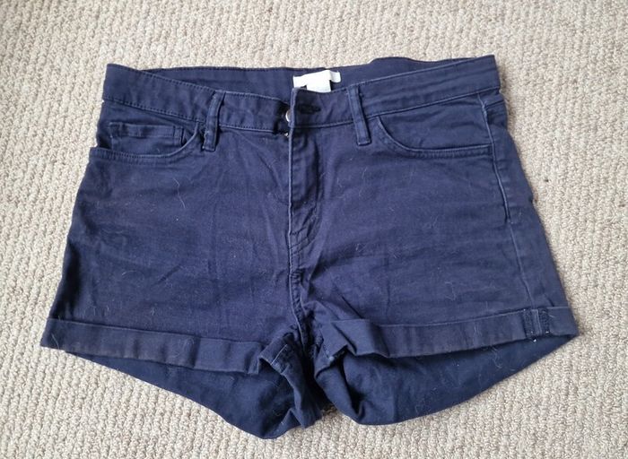 Navy H&M Shorts Women Size 10