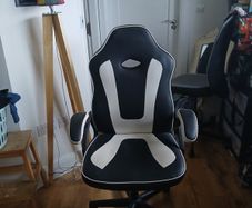 gaming chair