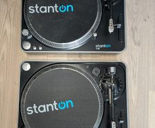 Stanton T62 Turntables