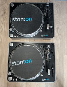 Stanton T62 Turntables