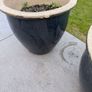4 glazed plant pots Image 3