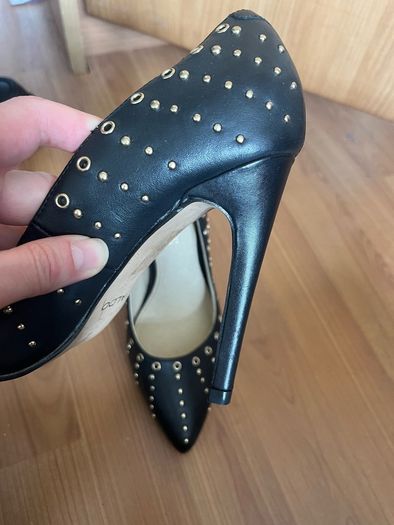 Brand new aldo genuine leather black stilletto gold studs