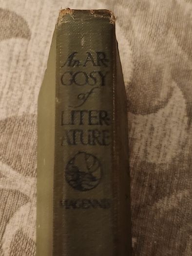 An Argosy Of Litrature. By William Magennis. Published By The Educational Company Of Ireland Limited. 1920s Hardback In Fair Condition. See Photos For Same.
